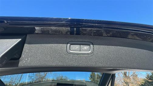 2026 Volvo XC90 Plus, B6 AWD Gas (mild hybrid), Gasoline, Bright, 7 Seats