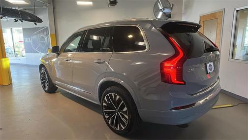 2026 Volvo XC90 B6 Plus 7-Seater