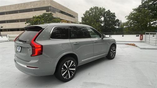 2026 Volvo XC90 B6 Core