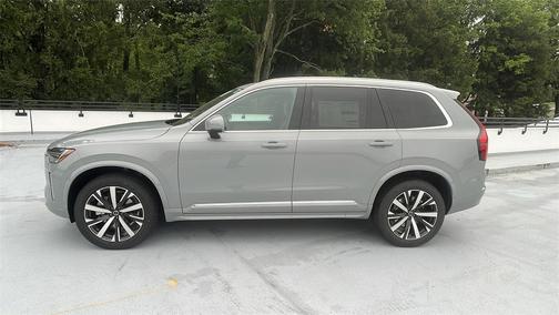 2026 Volvo XC90 B6 Core