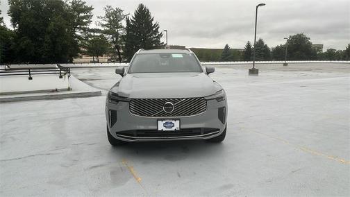 2026 Volvo XC90 B6 Core