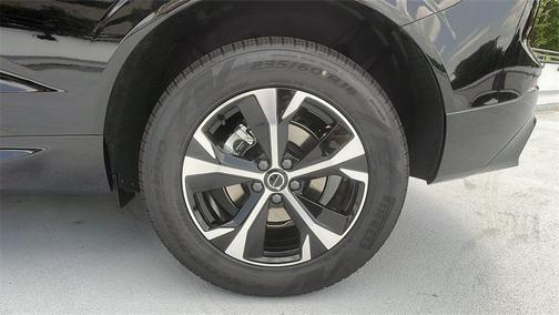 2026 Volvo XC60 B5 Core