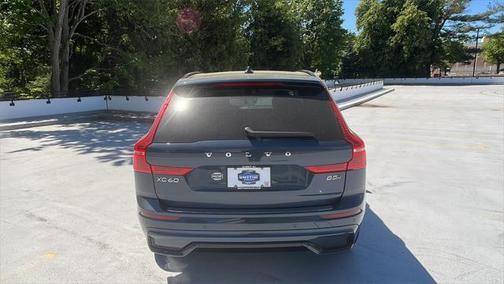2025 Volvo XC60 B5 Plus