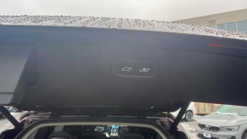 2025 Volvo XC90 B5 Core