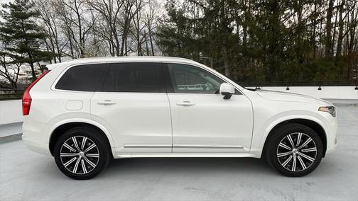 2024 Volvo XC90 B5 Core Bright Theme