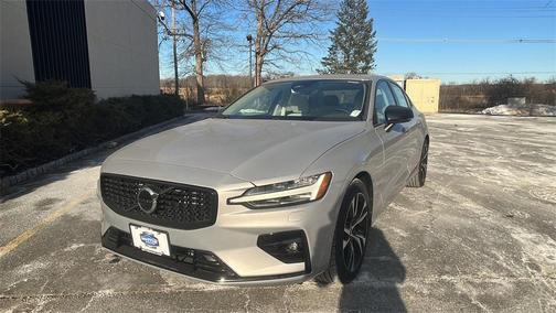 2025 Volvo S60 B5 Core