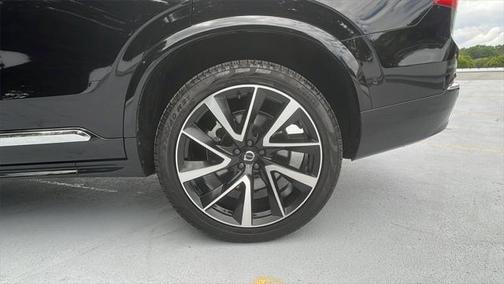 2024 Volvo XC90 B6 Ultimate Bright Theme 7-Seater