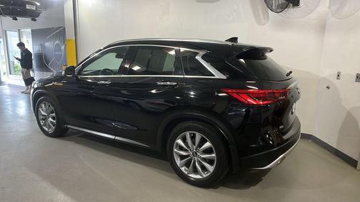 Black Obsidian 2021 INFINITI QX50 LUXE AWD