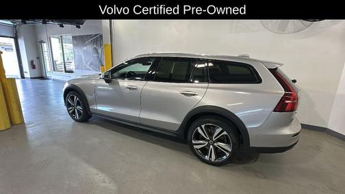Silver 2025 Volvo V60 Cross Country Plus, B5 AWD Gas (mild hybrid)