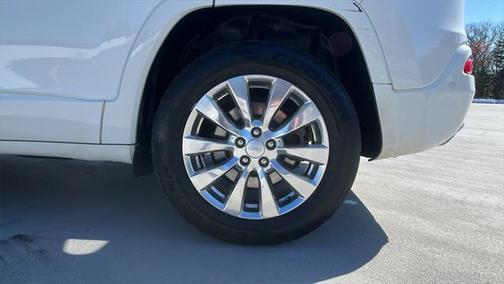 2017 Jeep Cherokee Overland