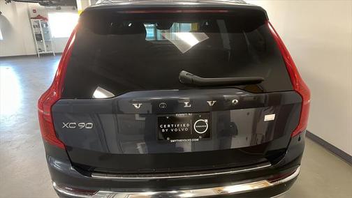 2022 Volvo XC90 Recharge Plug-In Hybrid T8 Inscription 6 Passenger