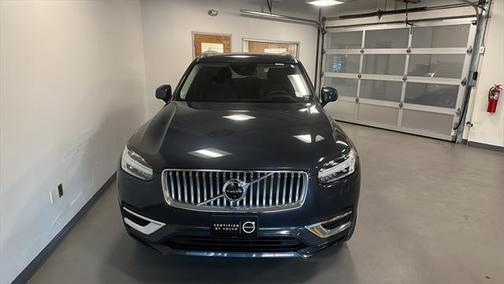 2022 Volvo XC90 Recharge Plug-In Hybrid T8 Inscription 6 Passenger