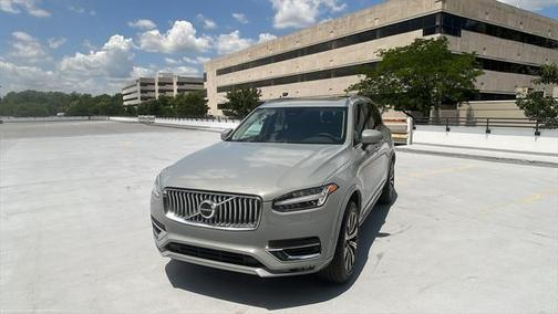 2024 Volvo XC90 B6 Plus Bright Theme 6-Seater
