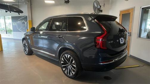 2026 Volvo XC90 B5 Plus 7-Seater