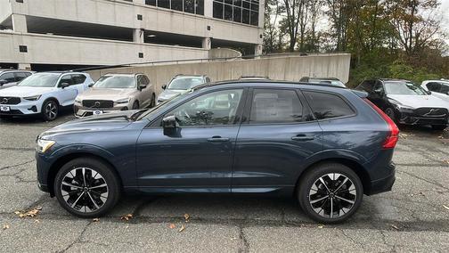 2026 Volvo XC60 B5 Plus