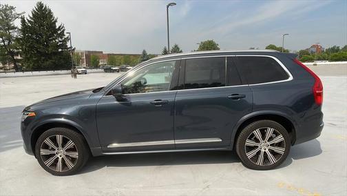 2023 Volvo XC90 Recharge Plug-In Hybrid T8 Plus 6-Seater