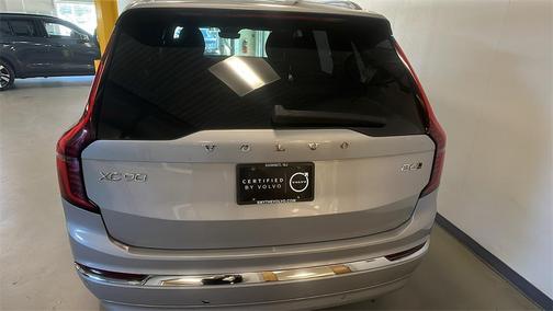 2025 Volvo XC90 B6 Plus 7-Seater