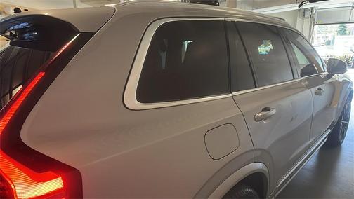 2025 Volvo XC90 B6 Plus 7-Seater