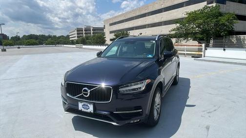 2016 Volvo XC90 T6 Momentum
