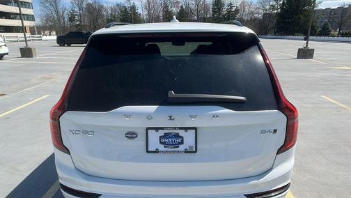Crystal White Pearl 2026 Volvo XC90 Ultra Dark Theme, B6 AWD Gas (mild hybrid), Gasoline, 6 Seats
