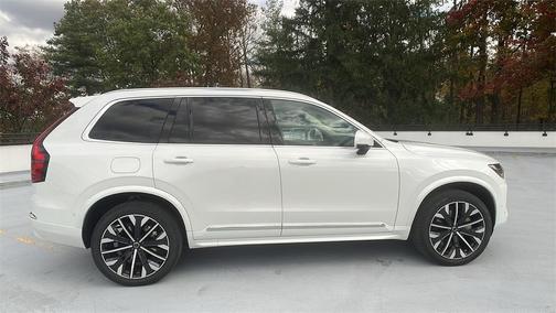 2026 Volvo XC90 B6 Ultra 7-Seater