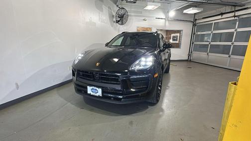 2022 Porsche Macan Macan S