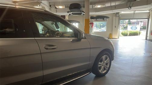 2015 Mercedes-Benz M-Class 4MATIC