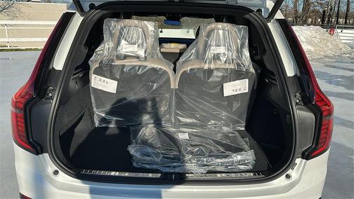 2026 Volvo XC90 B6 Ultra Dark Theme 7-Seater