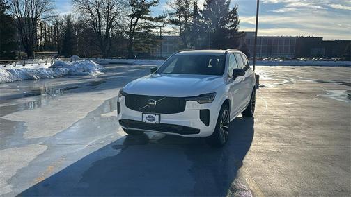 2026 Volvo XC90 B6 Ultra Dark Theme 7-Seater