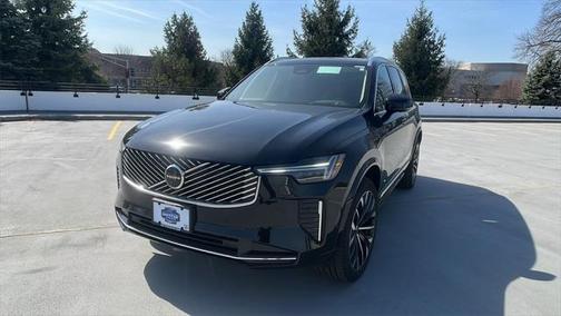 2025 Volvo XC90 B6 Ultra