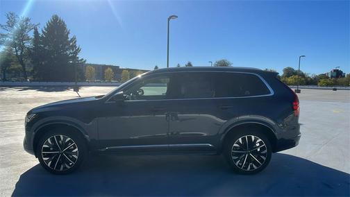 2026 Volvo XC90 B6 Ultra 7-Seater