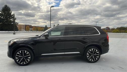 2026 Volvo XC90 B6 Ultra 7-Seater