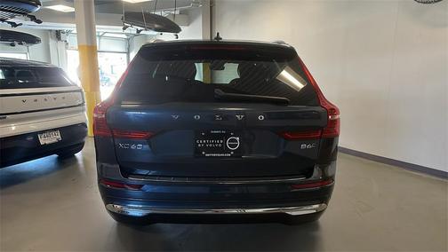 2022 Volvo XC60 B6 Inscription