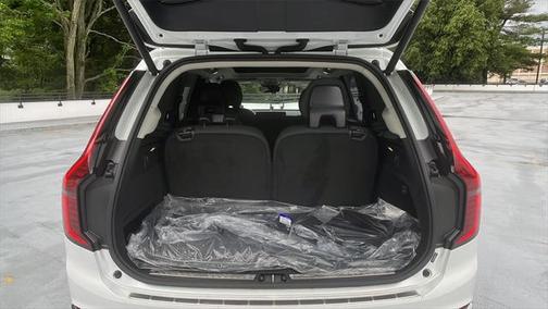2025 Volvo XC90 B6 Plus 7-Seater