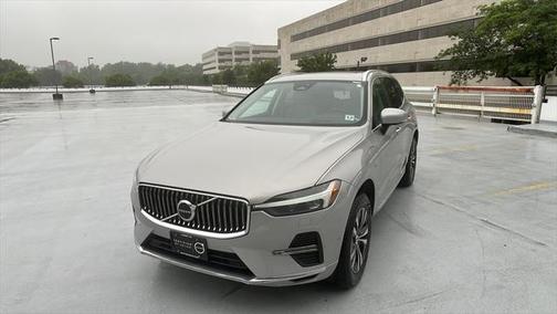 2022 Volvo XC60 Recharge Plug-In Hybrid T8 Inscription Expression