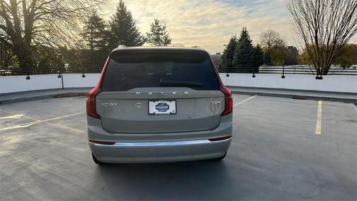 2026 Volvo XC90 Plug-In Hybrid T8 Plus 7-Seater