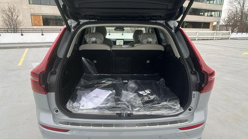 2026 Volvo XC60 B5 Ultra