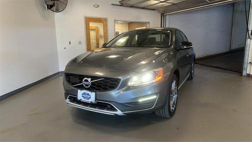 2017 Volvo S60 Cross Country T5