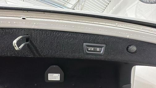 Alpine White 2020 BMW M760 xDrive