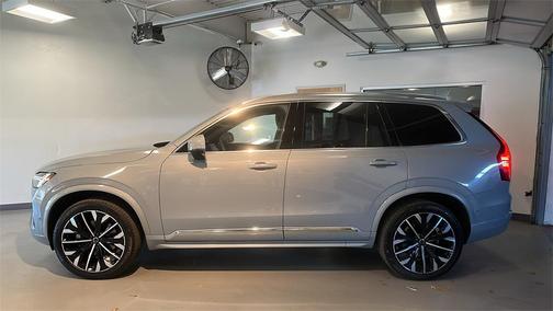 2025 Volvo XC90 B6 Plus 7-Seater