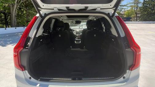 2022 Volvo XC90 Recharge Plug-In Hybrid T8 Inscription Expression 6 Passenger