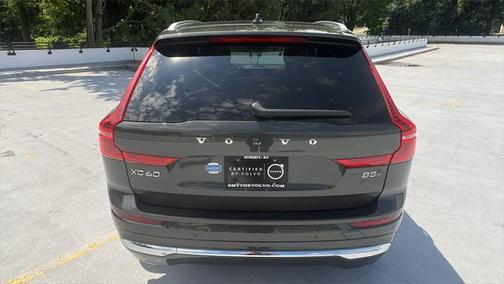 2022 Volvo XC60 B5 Inscription