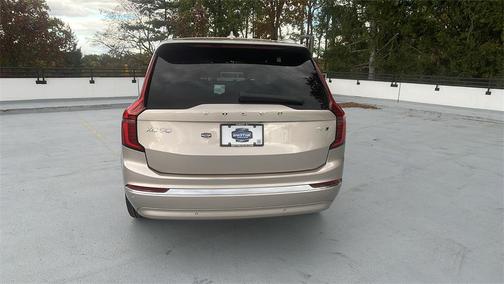 2026 Volvo XC90 B6 Plus 6-Seater