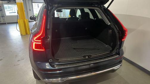 Denim Blue Metallic 2023 Volvo XC60 B6 Ultimate Bright Theme