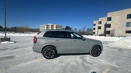2026 Volvo XC90 Plus, B6 AWD Gas (mild hybrid), Gasoline, Bright, 7 Seats