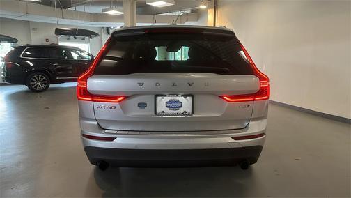 2018 Volvo XC60 T5 Momentum