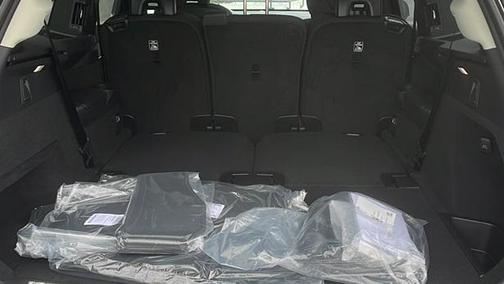 2025 Volvo XC90 Plug-In Hybrid T8 Plus 7-Seater