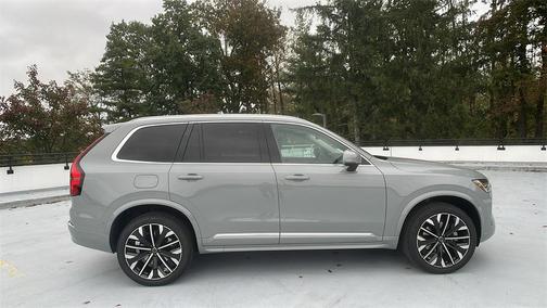 2026 Volvo XC90 B6 Ultra 7-Seater