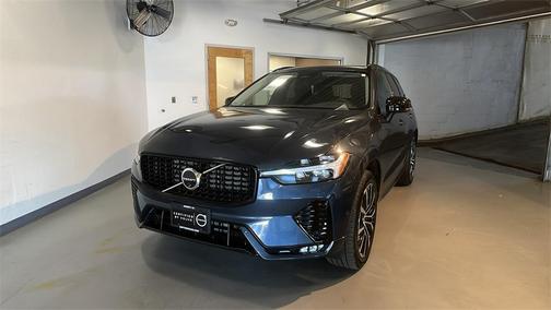 2025 Volvo XC60 B5 Plus