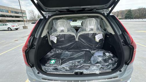 Vapour Grey Metallic 2026 Volvo XC90 Plug-In Hybrid Ultra, T8 AWD, Electric/Gasoline, Bright, 7 Seats
